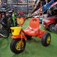 سه چرخه فلزی شایان صندوق دار دسته دار/سیسمونی