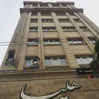 کار در ارتفاع پیچ و رول پلاک نما شویی