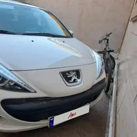 پژو 207i پانوراما اتوماتیک TU5P، مدل ۱۴۰۴