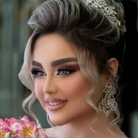 ارایشگاه زنانه کراتین رنگ مو لایت شینیون عروس ناخن|خدمات آرایشگری و زیبایی|رشت, دروازه لاکان|دیوار