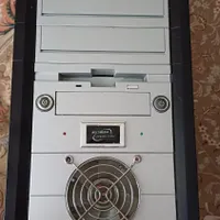 کیس کامپیوتر کاملا کاربردی و سالم