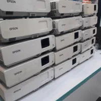 ویدئو پروژکتور سینمایی منزل،کافه|تلویزیون و پروژکتور|تهران, تهرانپارس غربی|دیوار