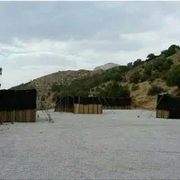 لت ویلان (سیاه چادر)