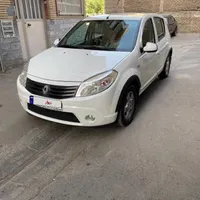 سانندرو اتوماتیک مدل۱۳۹۵|خودرو سواری و وانت|تهران, پیروزی|دیوار