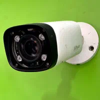 دوربین مداربسته و درب برقی