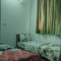 آپارتمان مبله مرکزشهرشیک امنیت.لوکیشن.پاکیزگی۱۰۰٪|اجارهٔ کوتاه‌مدت آپارتمان و سوئیت|شیراز, باغ تخت|دیوار