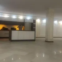 ۱۹۵متر سه خواب۵طبقه دو واحدی نور جنوب و مستقیم