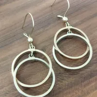 گوشواره طلای ۱۸ عیار گرمی ۱۵۰ تومن بالای تابلو|جواهرات|قم, زنبیل آباد|دیوار