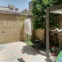 فروش خونه ویلایی دو طبقه|فروش خانه و ویلا|اصفهان, باتون|دیوار