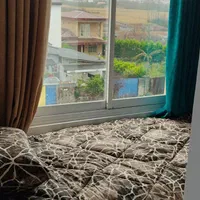 سوییت نوساز با ویو جنگل و دریا|اجارهٔ کوتاه‌مدت آپارتمان و سوئیت|تنکابن, |دیوار