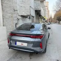 کی‌ام‌سی J7، مدل ۱۴۰۱