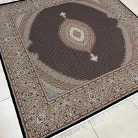 فرش ماشینی طرح ماهی خوی و سالاری مربع دونیم متری