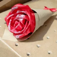 گل شاخه ای برای هدیه