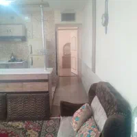 منزل مبله شیک و تمیز(نزدیک مرکز شهر )|اجارهٔ کوتاه‌مدت آپارتمان و سوئیت|شیراز, آزادگان|دیوار