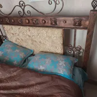 تخت خواب با دراور و آینه