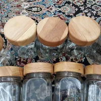 شیشه مکارتی درب چوبی