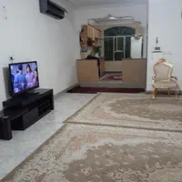 ۹۰متر یک خواب دارای پارکینگ نزدیک مرکز شهر|اجارهٔ کوتاه‌مدت آپارتمان و سوئیت|قم, صفائیه|دیوار