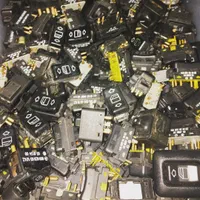 دکمه کلید فلاشر پنل شیشه بالابر بنز و bmw|قطعات یدکی و لوازم جانبی|تهران, شوش|دیوار