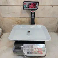 ترازو فروشگاهی محک اصل ۵۰ کیلو پرینتر دار|فروشگاه و مغازه|قم, شاه ابراهیم|دیوار