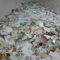 کتاب و کاغذ باطله درب منزل