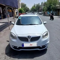 برلیانس H330 اتوماتیک 1500cc، مدل ۱۳۹۶