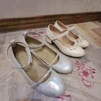 چند جفت کفش بچه گانه