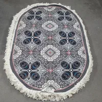 قالیچه بیضی|فرش|مشهد, کوی المهدی|دیوار