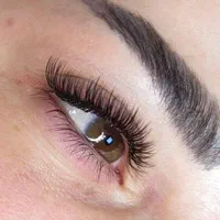 ( آموزش فوق تخصّصی + خدمات اکستنشن مژه ابریشمی )|خدمات آرایشگری و زیبایی|شیراز, شهرک امیر کبیر|دیوار