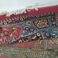 سه عدد قالی به فروش می رسد