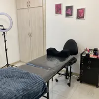 اجاره لاین مژه در اتاق مزون