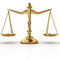 وکیل پایه یک دادگستری