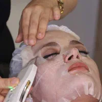 فیشیال و پاکسازی تخصصی درمانی ب مدت محدود|خدمات آرایشگری و زیبایی|کرمانشاه, |دیوار