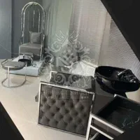 صندلی و ست کامل پدیکور پا و ژلیش|آرایشگاه و سالن‌های زیبایی|خمینی‌شهر, |دیوار