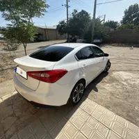 کیا سراتو اتوماتیک 2000cc، مدل ۲۰۱۵|خودرو سواری و وانت|مشهد, چاهشک|دیوار