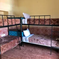 خوابگاه دخترانه در اقامتگاه سنتی|اجارهٔ کوتاه‌مدت آپارتمان و سوئیت|شیراز, سیاه سنگ|دیوار