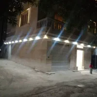 کارگر ساده جهت اب دادن در کارگاه تیرچه و بلوک