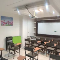 اجاره ساعتی اتاق، کلاس و فضای آموزشی|اجارهٔ کوتاه‌مدت دفتر کار و فضای آموزشی|یزد, |دیوار