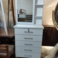 میز آرایش|تخت و سرویس خواب|لاهیجان, حاجی آباد|دیوار