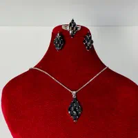 ست نگین‌دار تیتانیوم‌ ۳۰۰هزارتومان|بدلیجات|شیراز, شهرک گلستان|دیوار