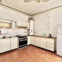 اجاره خانه ویلایی حیاط دار|اجارهٔ کوتاهمدت آپارتمان و سوئیت|شیراز, یخ سازی|دیوار