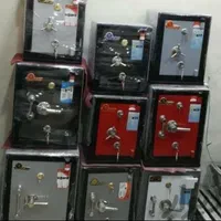 فروش انواع گاوصندوق ،، گاو صندوق رمزی ساده|ابزارآلات|مشهد, امام رضا (ع)|دیوار