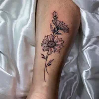 مدل تتو بدن جهت تکمیل آلبوم کاری و تولید محتوا