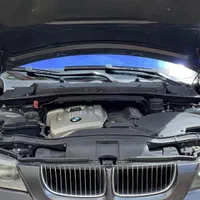 بی‌ام‌و سری 3 سدان 330i، مدل ۲۰۰۶|خودرو سواری و وانت|تهران, افسریه شمالی|دیوار