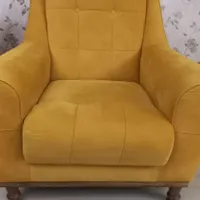 دو عدد مبل راحتی تک نفره