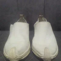 گیوه‌ملکی