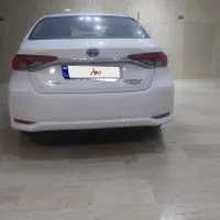 تویوتا کرولا ۱۸۰۰ هیبرید