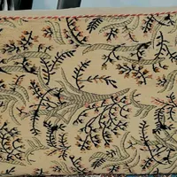 یک جفت پشتی  استفاده نشده سالم و نمیز