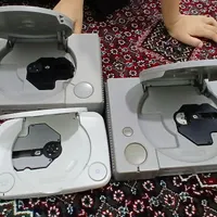 سه عدد کنسول بازی
