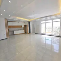 ۱۰۰متر سند تکبرگ پارکینگ سندی وام دار غرق در نور
