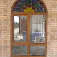 همکار تا حدودی مسلط به کار با کامپیوتر و اینترنت